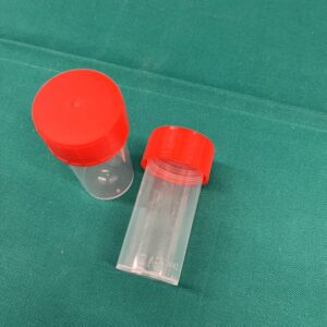 Mehrzweckbecher mit Schraubverschluss, PP         Vol. 40ml